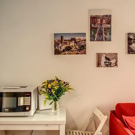 Lovely Flat In The Heart Of Trastevere-2
